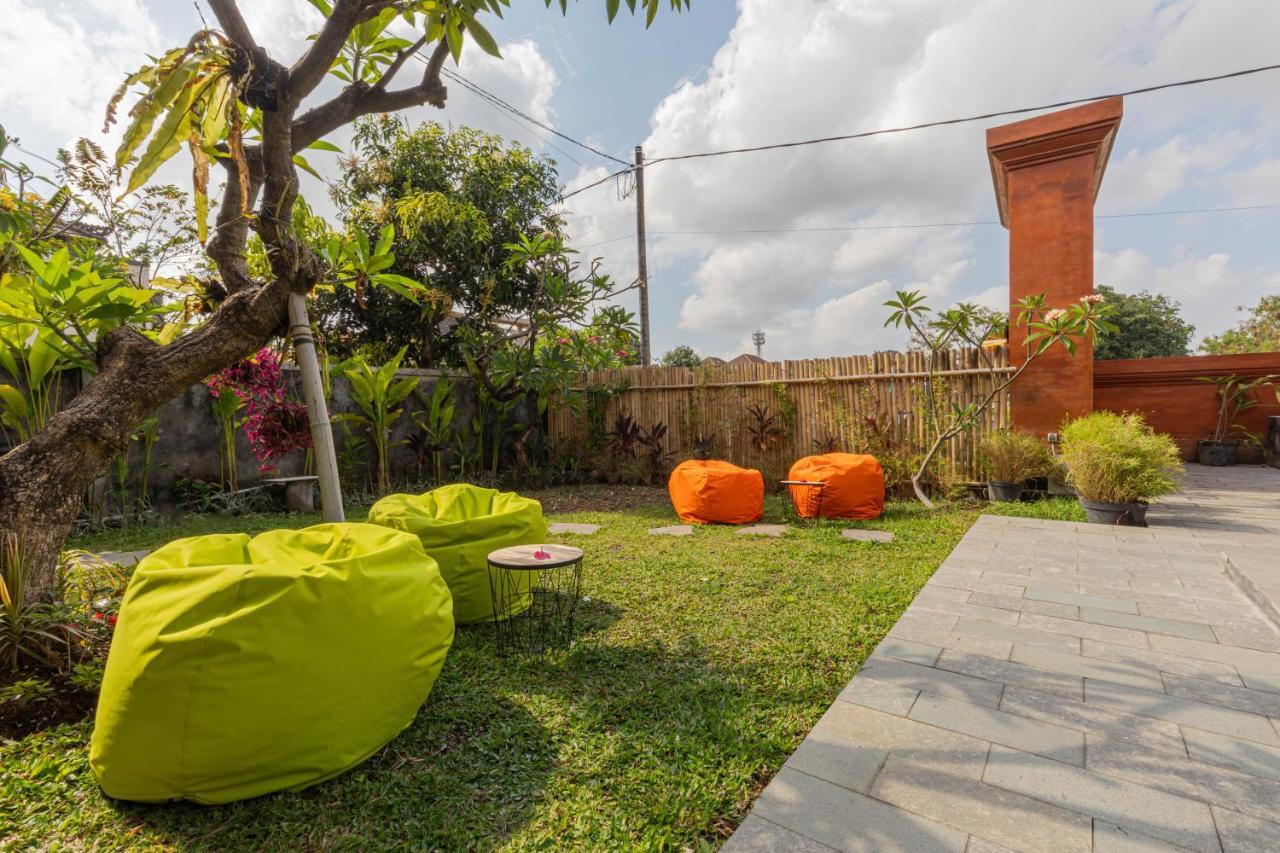 Candra Loka Studio & Apartment By The Loka Kerobokan Exteriör bild