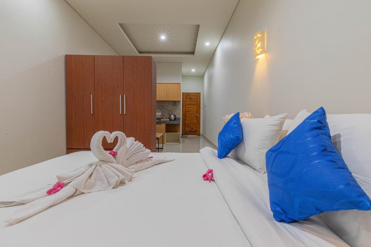 Candra Loka Studio & Apartment By The Loka Kerobokan Exteriör bild