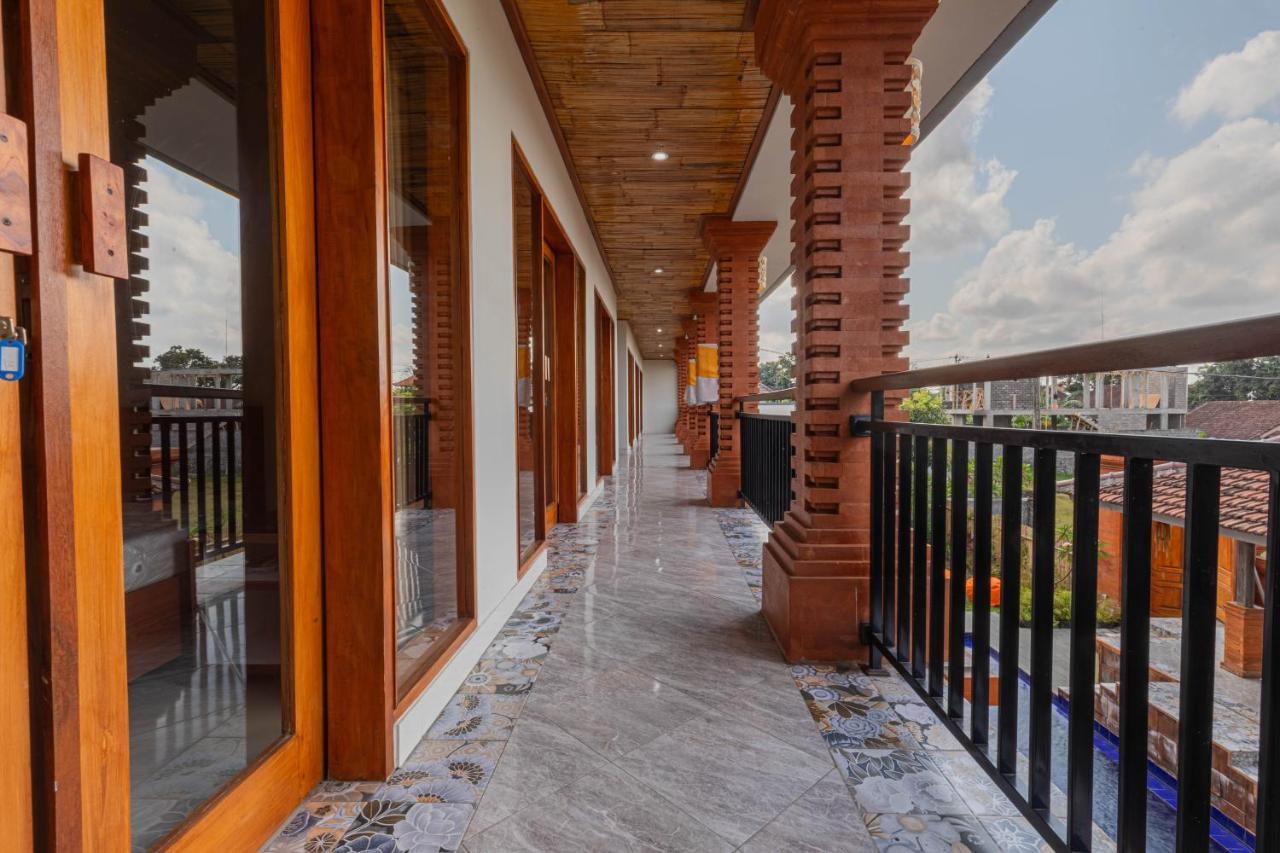 Candra Loka Studio & Apartment By The Loka Kerobokan Exteriör bild