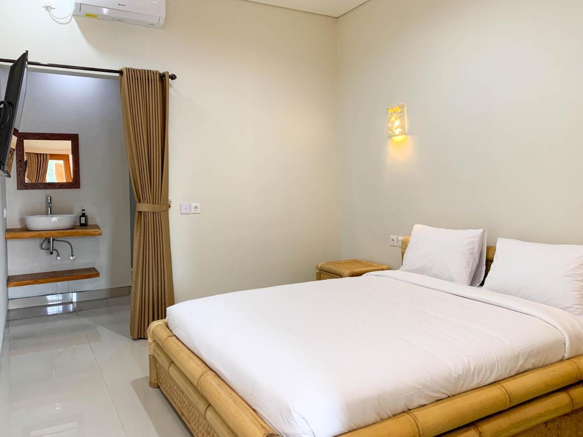Candra Loka Studio & Apartment By The Loka Kerobokan Exteriör bild