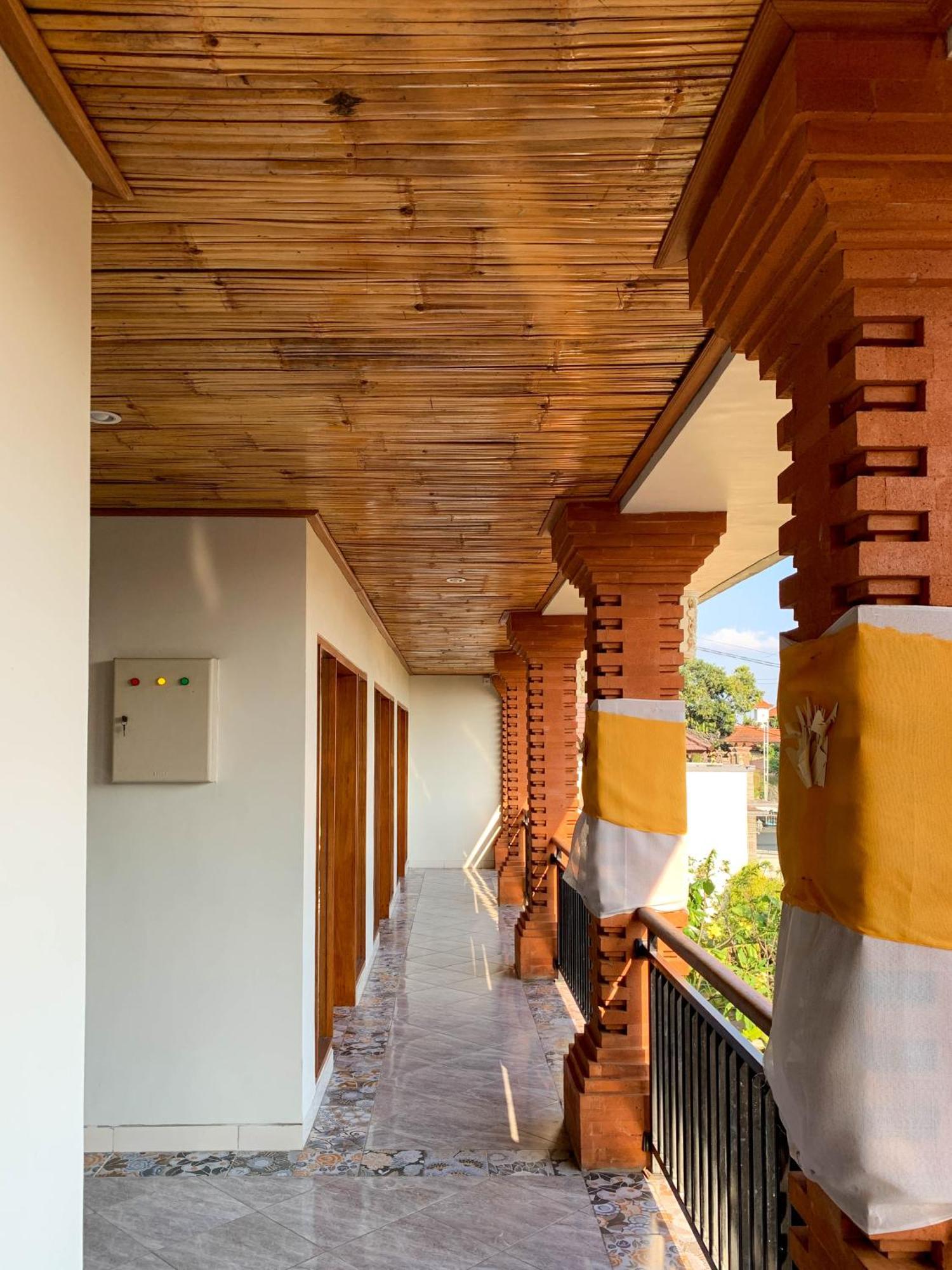 Candra Loka Studio & Apartment By The Loka Kerobokan Exteriör bild