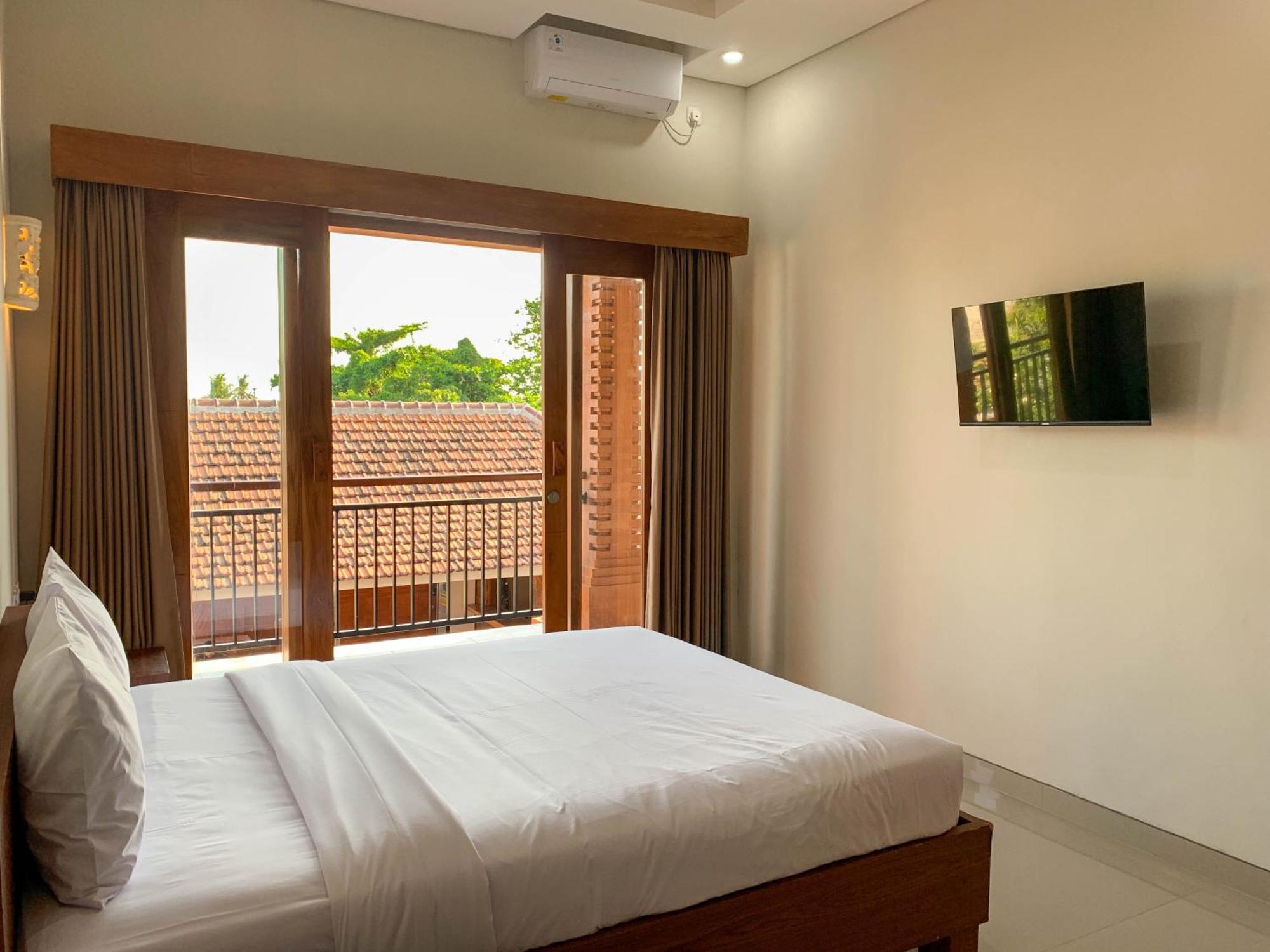 Candra Loka Studio & Apartment By The Loka Kerobokan Exteriör bild